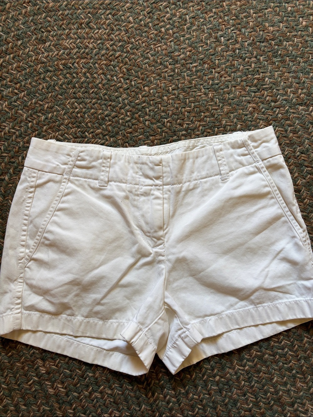 J Crew Weathered chino shorts white 2 ( worn twice)